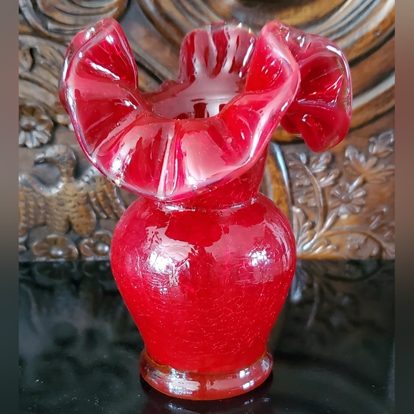 Kanawha Cadmium Crackle 5" Ruffle Vase - Picture 3 of 16